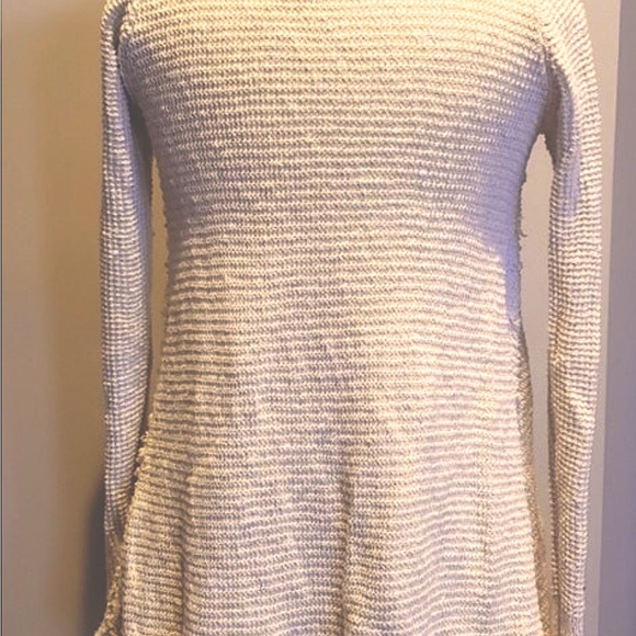 Anthro Ruby Moon heathered oatmeal waffle knit shark bite raw hem longsl… - Picture 4 of 10